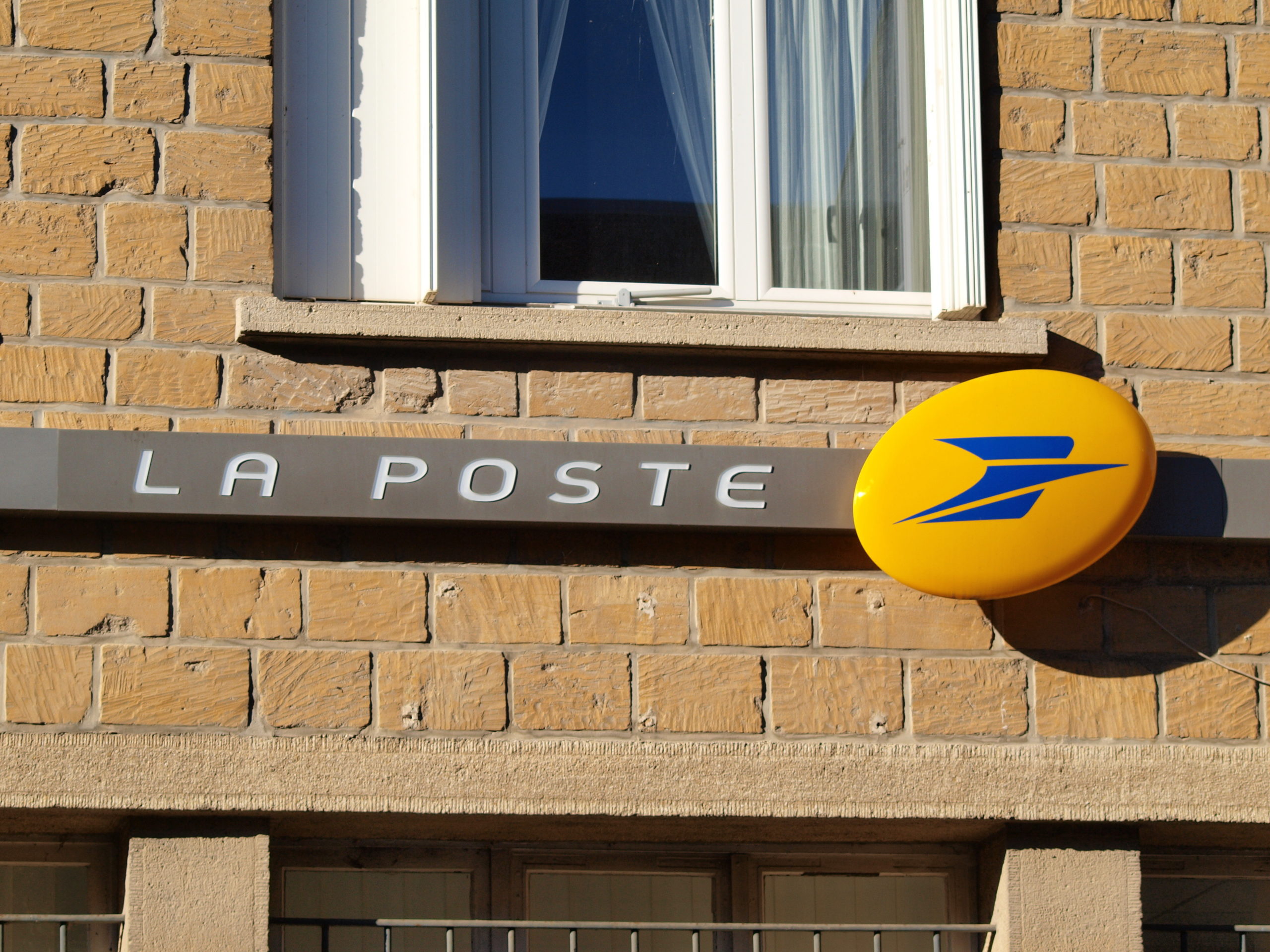 Probleme la poste 2023